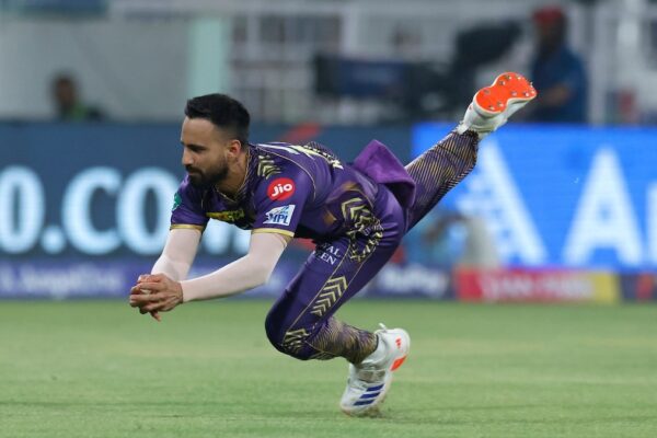 Best Catch Of IPL 2024? Kolkata Knight Riders Star's Stunning Effort Leaves Fans Awestruck - Watch