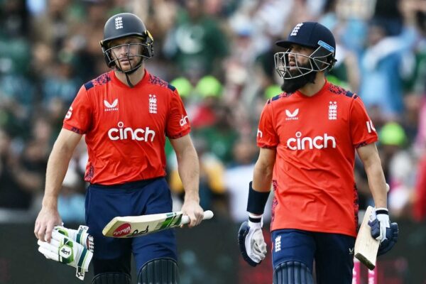 ENG vs PAK 2nd T20I: Jos Buttler Helps England Take 1-0 Lead With Easy Win Over Pakistan