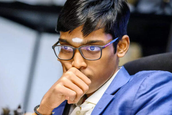 R Praggnanandhaa: R Praggnanandhaa loses to Hikaru Nakamura after defeating World No. 1 Magnus Carlsen, R Vaishali leads in Norway Chess tournament | Chess News