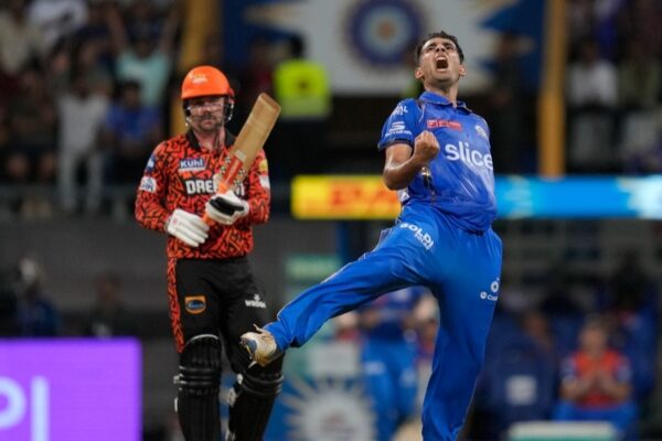 No-ball nightmare on IPL debut: MI's Anshul Kamboj offers extra life to Travis Head