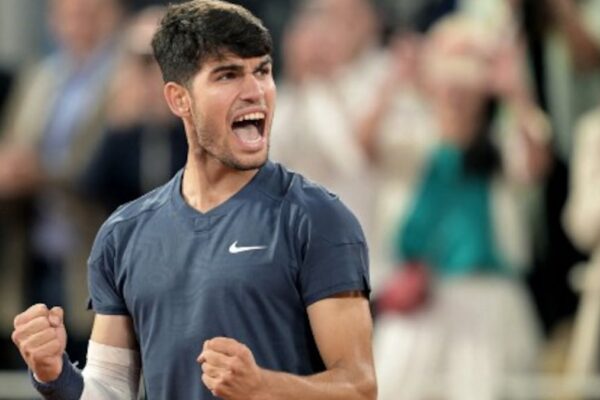 World No. 3 Carlos Alcaraz Survives Scare At French Open