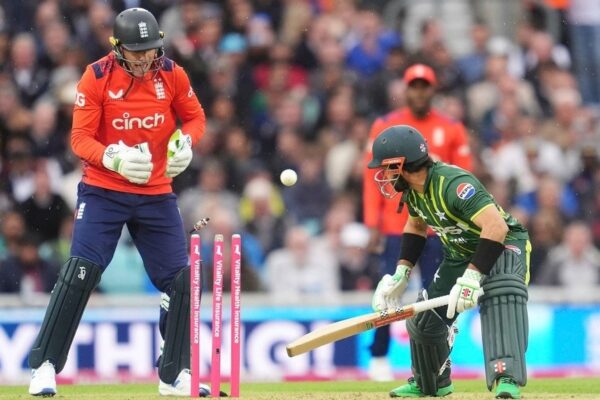 Salt, bowlers star as England crush Pakistan in fourth T20I to take series 2-0