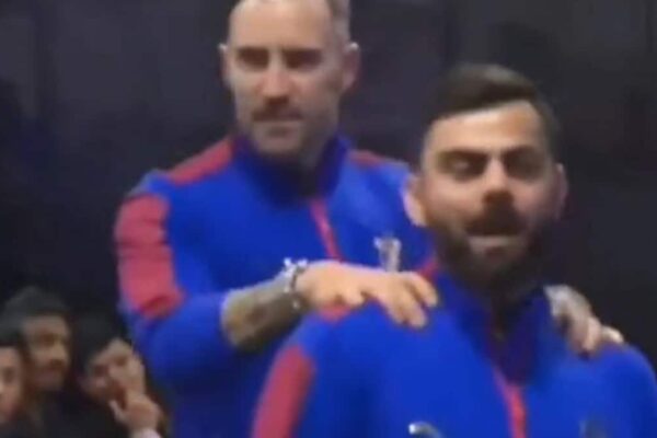 Virat Kohli Gets Massage From Faf Du Plessis, Fan's 'Backbenchers' Reference Breaks Internet. Watch