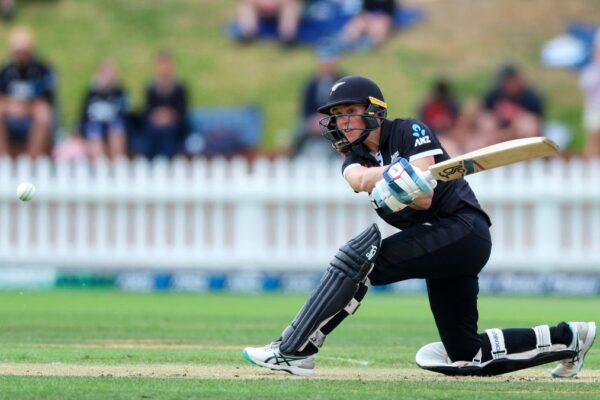 After playing for two countries, New Zealand cricketer Bernadine Bezuidenhout announces retirement – India TV