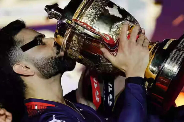 Virat Kohli's curious IPL trophy peek: RCB star checks what's inside | Cricket News