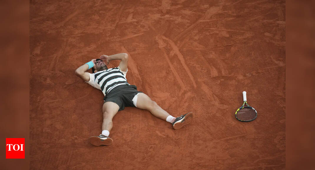 French Open: Carlos Alcaraz channels his three C's to top Jannik Sinner in a Roland Garros classic; wins fifth major title | Tennis News