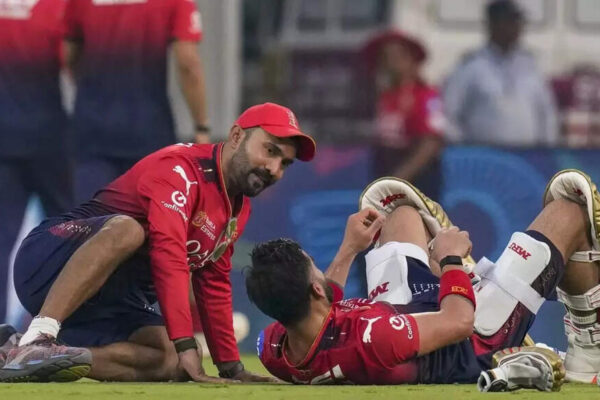 IPL 2025: ‘What is this man telling one of the greatest batter?’; Michael Atherton roasts Dinesh Karthik for lecturing Virat Kohli | Cricket News IPL 2025: 'What is this man telling one of the greatest batter?'; Michael Atherton roasts Dinesh Karthik for lecturing Virat Kohli | Cricket News