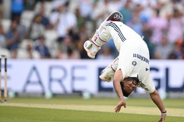 IND vs ENG first Test: Rishabh Pant plays the numbers game beautifully, has his own computer: Shastri IND vs ENG first Test: Rishabh Pant plays the numbers game beautifully, has his own computer: Shastri