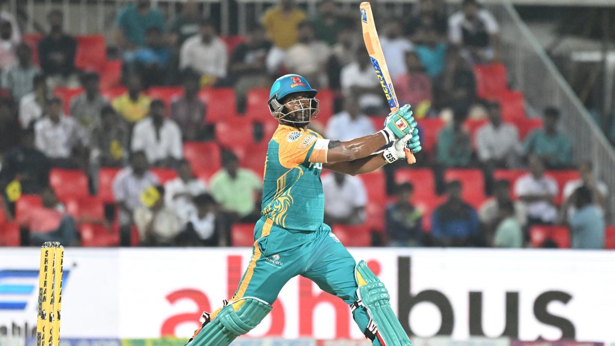 TNPL | Rajkumar stars as Cholas open account