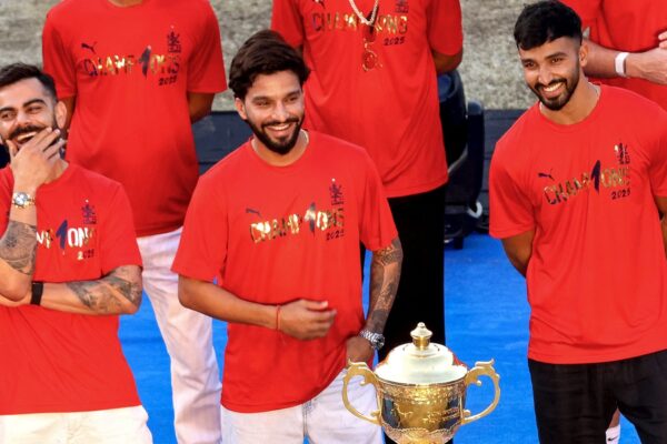 ‘Why couldn’t you wait 1-2 days? Why such a hurry?’ Manoj Tiwary’s tough questions to RCB after lives lost in Bengaluru 'Why couldn't you wait 1-2 days? Why such a hurry?' Manoj Tiwary's tough questions to RCB after lives lost in Bengaluru