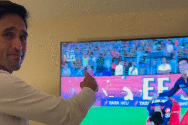 Siddharth Mallya in tears, points at ex-franchise RCB on TV as Virat Kohli and co. win IPL title; Lalit Modi reacts Siddharth Mallya in tears, points at ex-franchise RCB on TV as Virat Kohli and co. win IPL title; Lalit Modi reacts